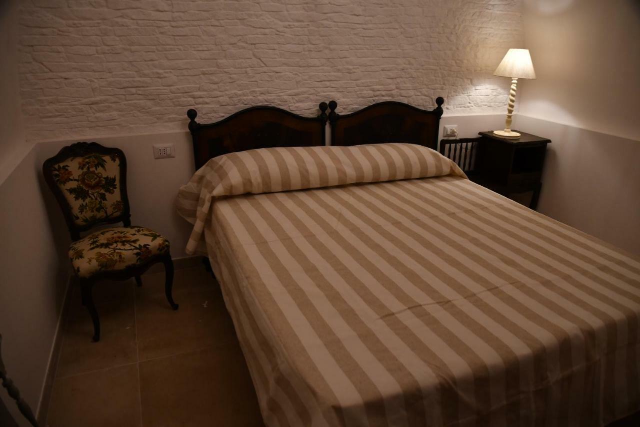 Le Stanze Del Borgo Hotell Nettuno Eksteriør bilde