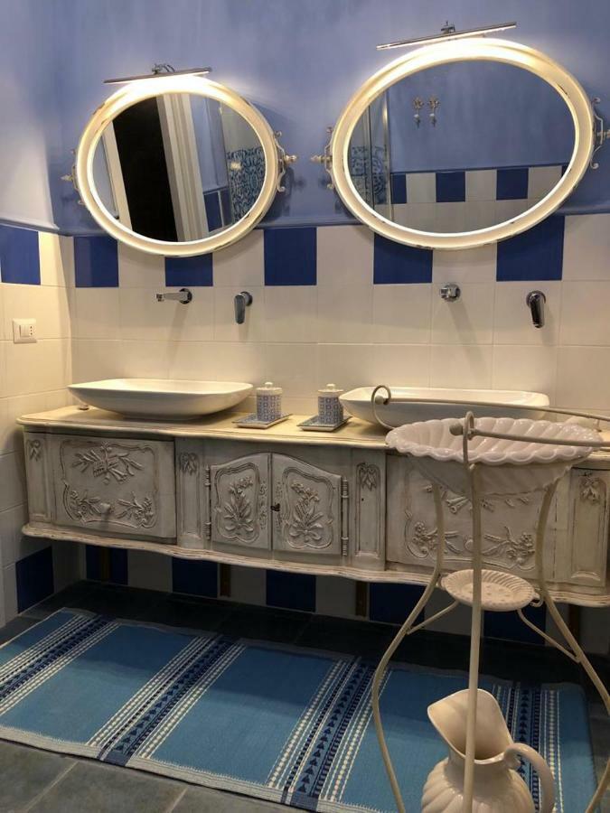 Le Stanze Del Borgo Hotell Nettuno Eksteriør bilde