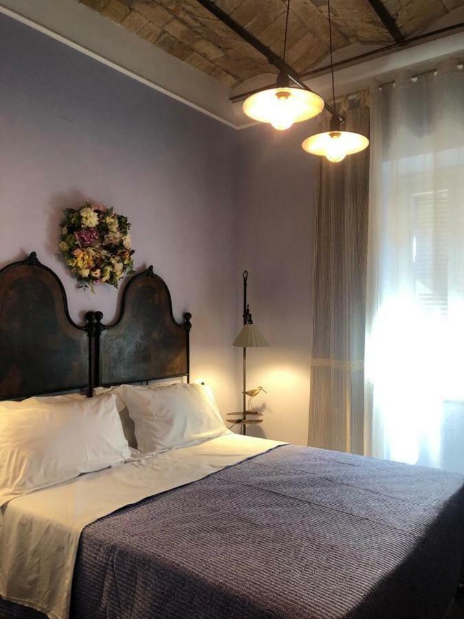 Le Stanze Del Borgo Hotell Nettuno Eksteriør bilde